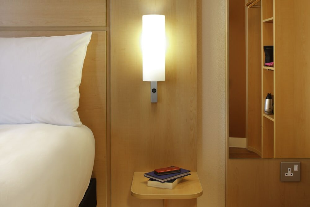 Фото Ibis Aberdeen Centre - Quayside