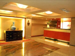 Гостиница Attic Hotel