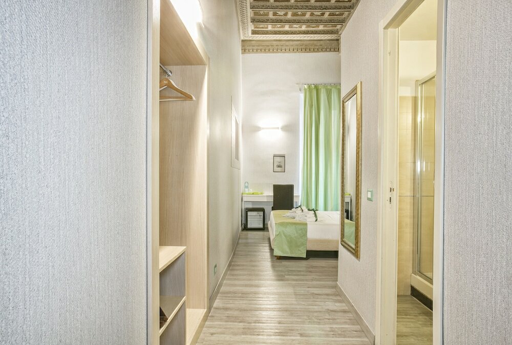 Фото History Suite