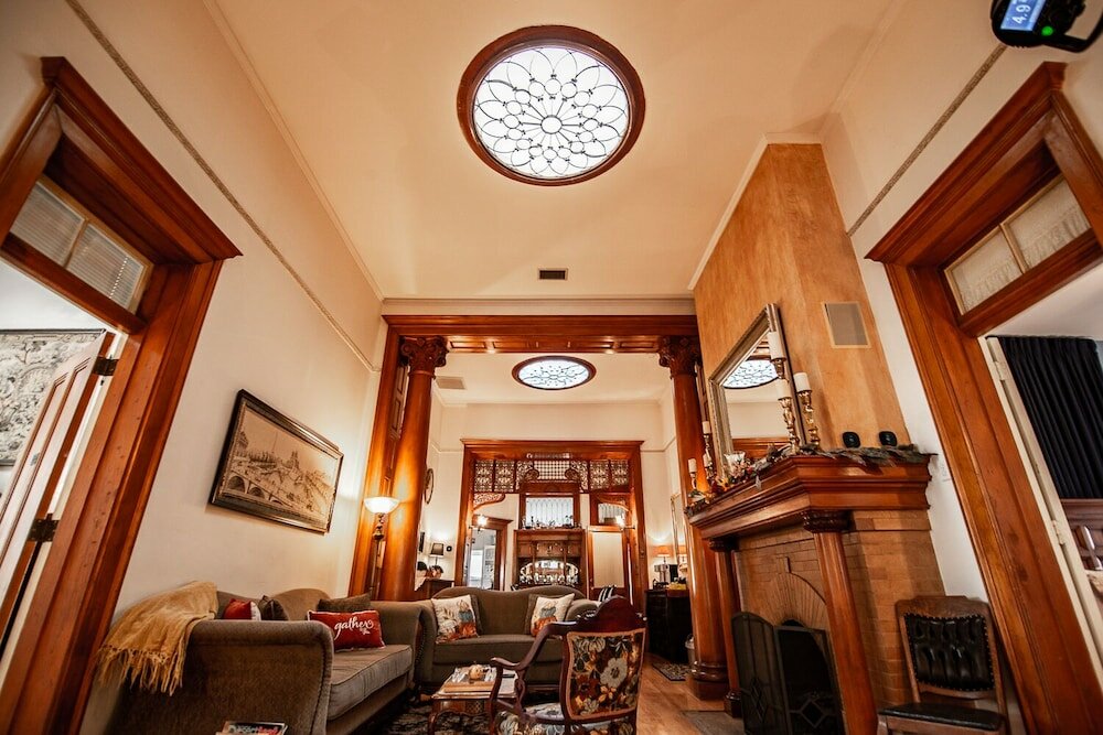 Фото The Blenman Inn