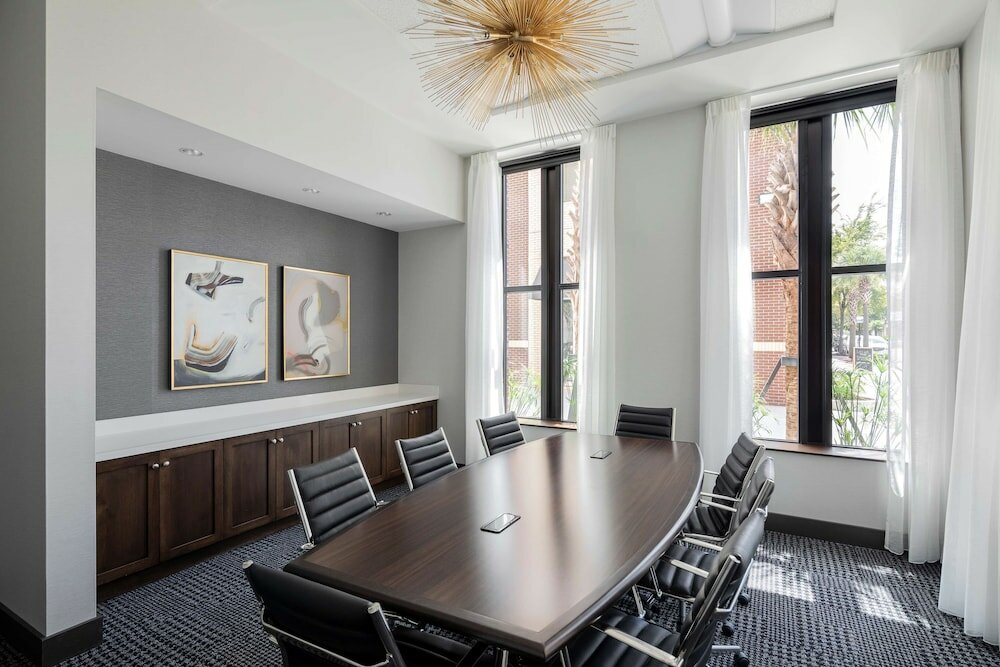 Фото Hyatt Place Mount Pleasant Towne Centre