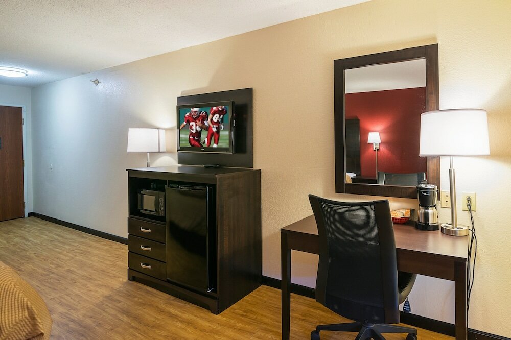 Фото Red Roof Inn South Bend - Mishawaka