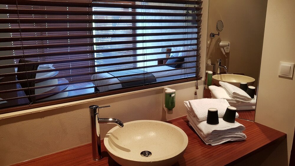 Фото Iles du Gua Suites