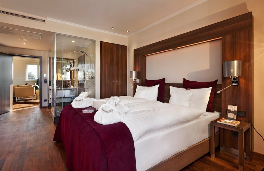 Фото Flemings Hotel Frankfurt Main - Riverside