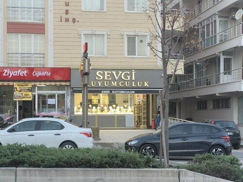Sevgi Kuyumculuk Fotoğraf 2