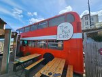 The Bus Cafe (İzmir, Konak, Mithatpaşa Cad., 402A) ، مقهى
