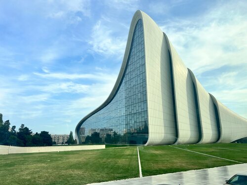 Внешний вид отеля Courtyard by Marriott Baku в Баку, фото 5