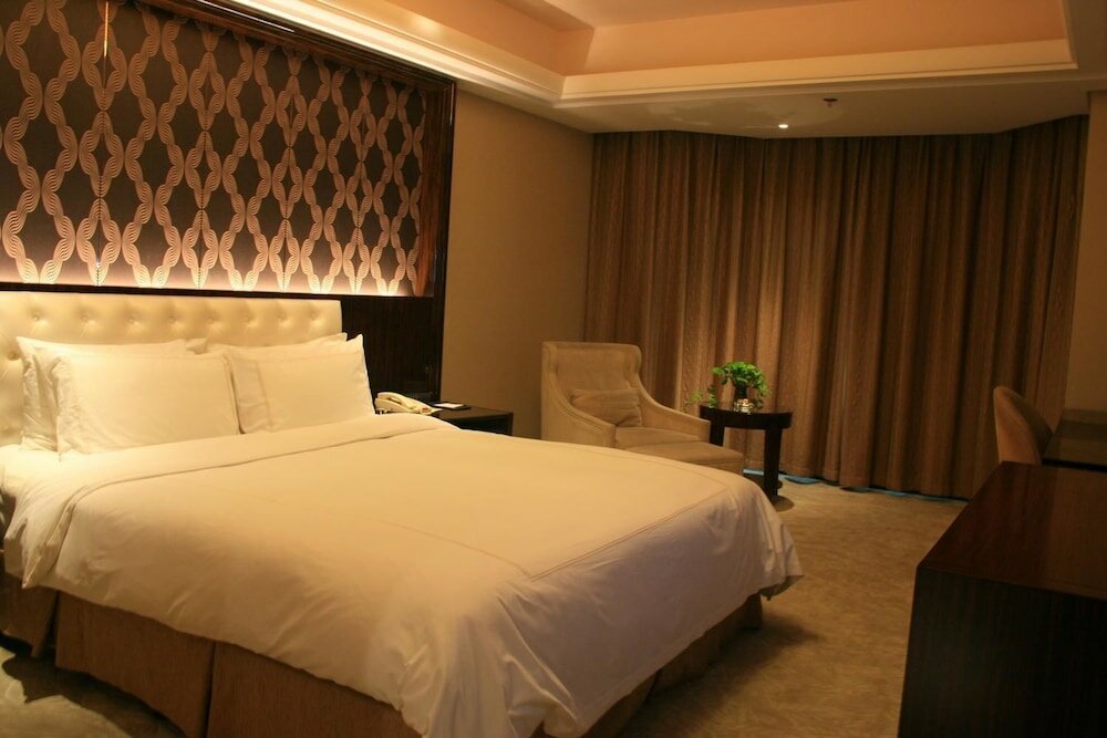 Фото Shuguang International Hotel Nanjing