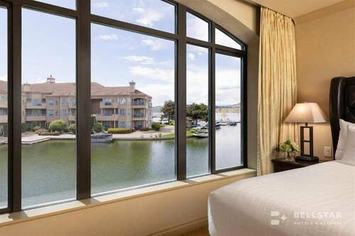 Гостиница The Royal Kelowna – Bellstar Hotels & x26; Resorts