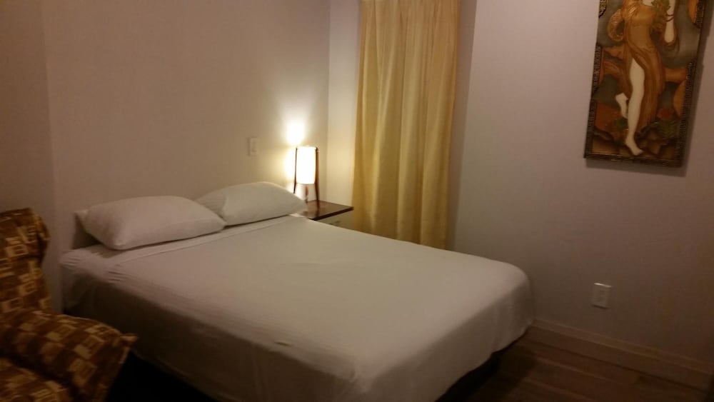 Фото Dragon Gate Inn