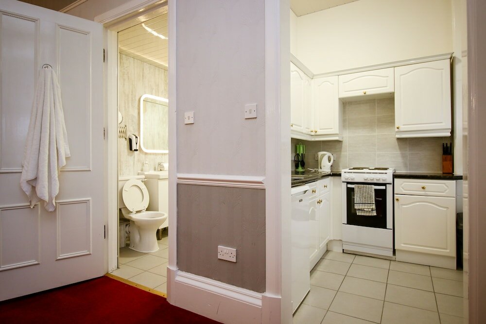 Фото Embassy Apartments