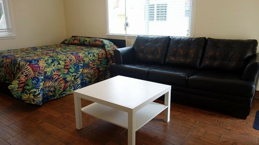 Фото Апарт-отель Ocean Drive Villas