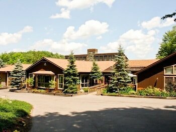 Фото The Biggest Loser Resort Niagara