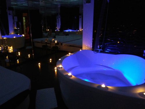 Севастополь секс үшін сәнді жас қыздар