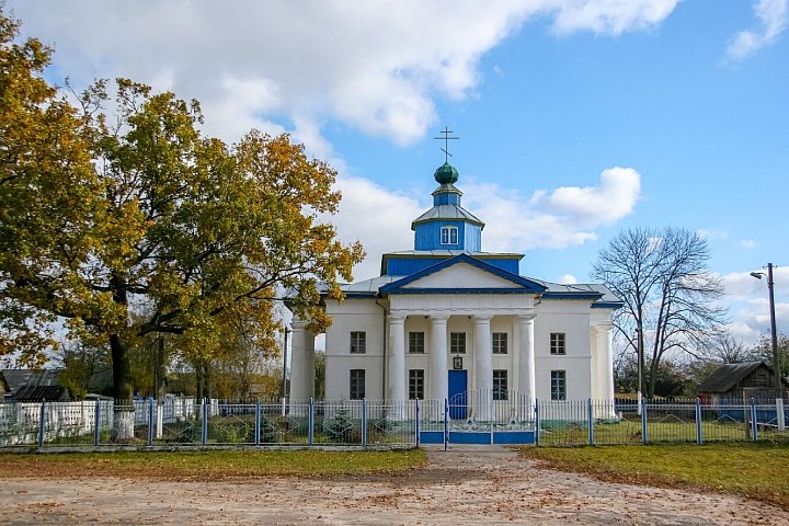 Iglesia ortodoxa Saint Catherine of Alexandria church in Hadzičava, , foto