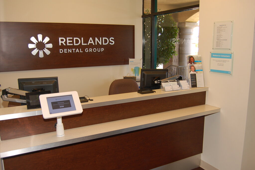 стоматологическая клиника - Redlands Dental Group and Orthodontics - Редлен...