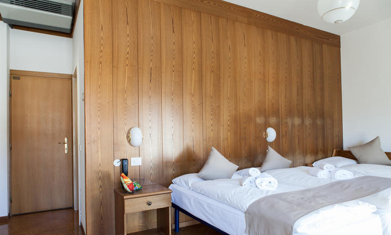 Фото Athos Hotel