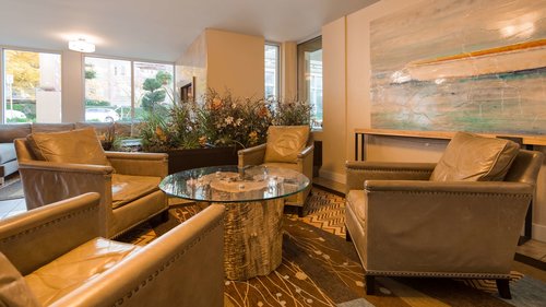 Внешний вид отеля Best Western Plus Inner Harbour - Victoria Hotels в Виктории, фото 5