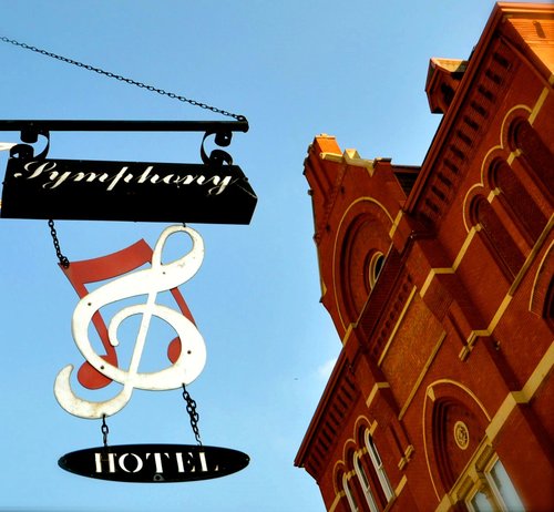 Гостиница Symphony Hotel & Restaurant в Цинциннати