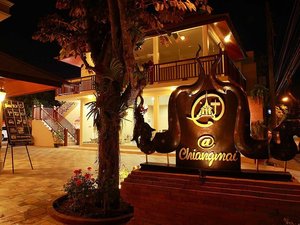 At Chiang Mai Hotel