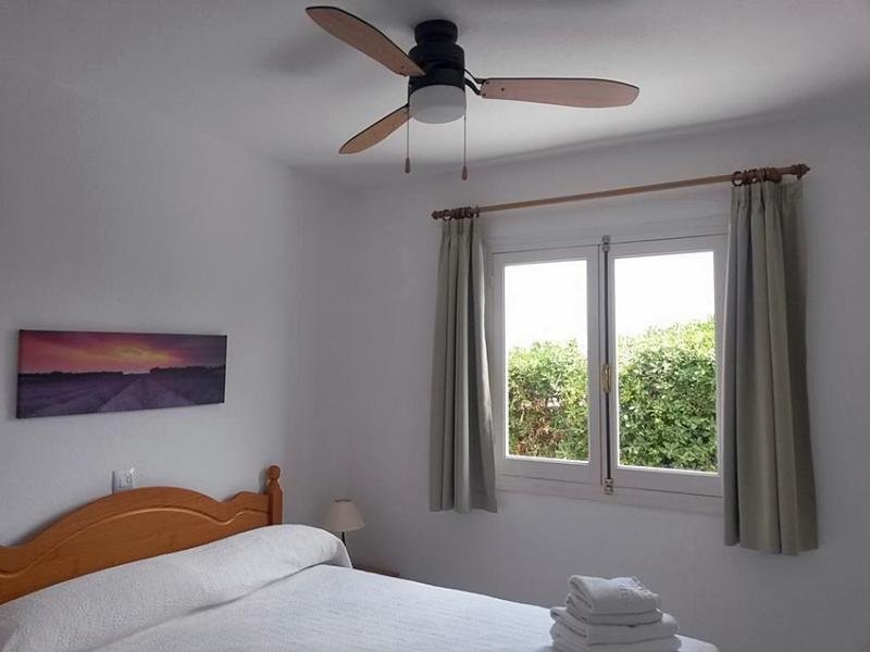 Фото Apartamentos Ses Anneres