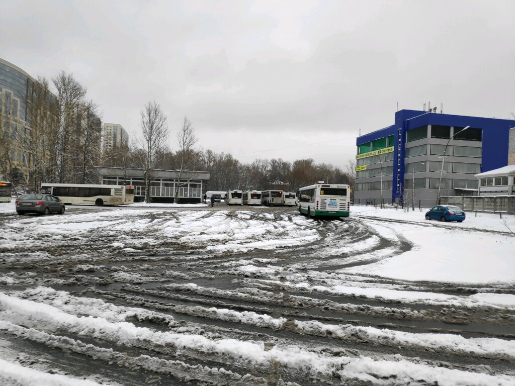 Bus station Avtobusnaya stantsiya Aleksandrovskaya ferma, Saint Petersburg, photo