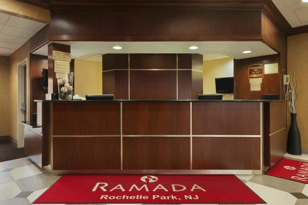 hotel - Ramada by Wyndham Rochelle Park Near Paramus - State of New Jersey,...