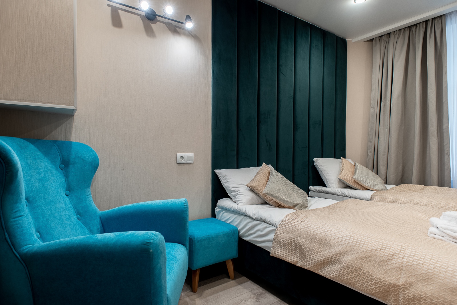 Фото отеля 1