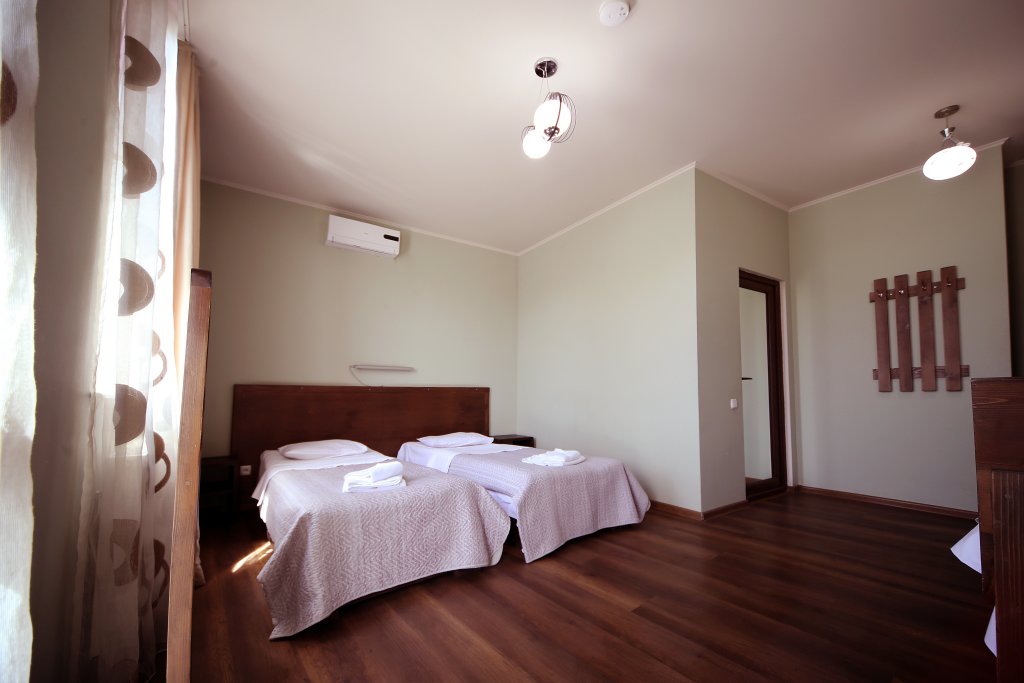 Фото Мини-Отель Kutaisi Globus