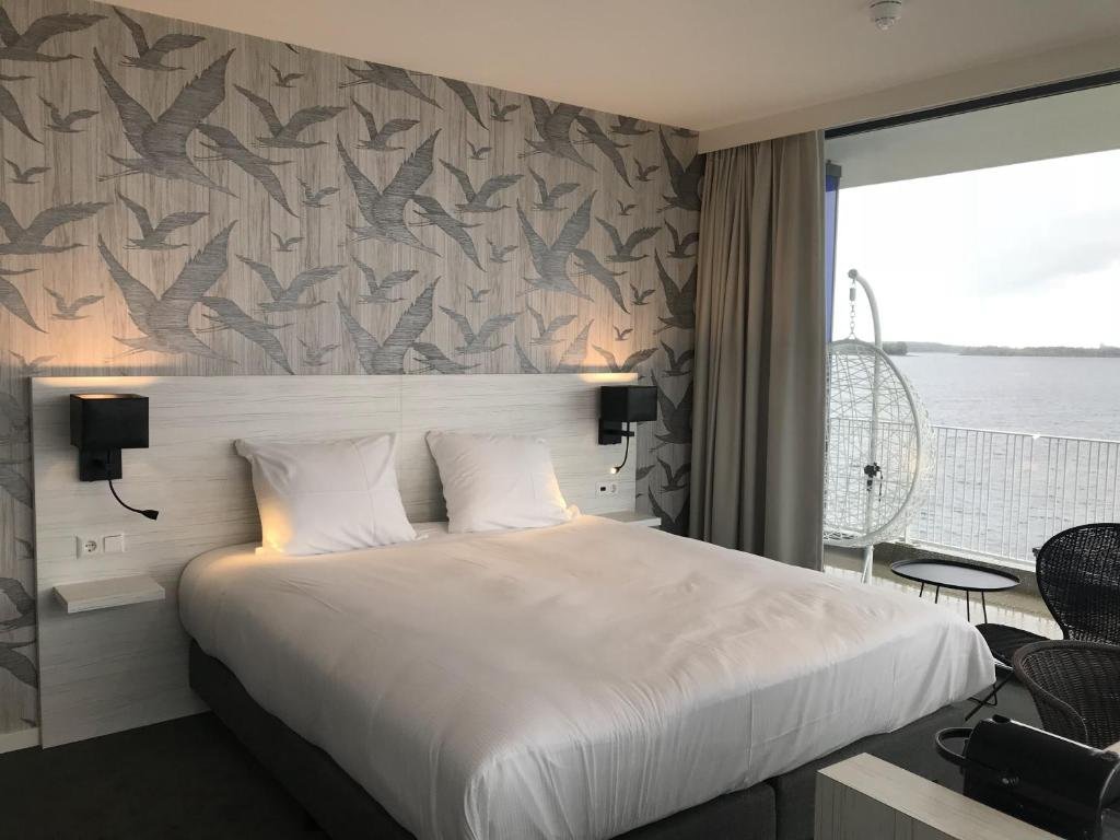 Фото Fletcher Hotel Het Veerse Meer