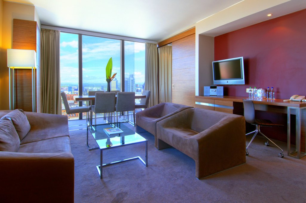 Фото Hilton Manchester Deansgate