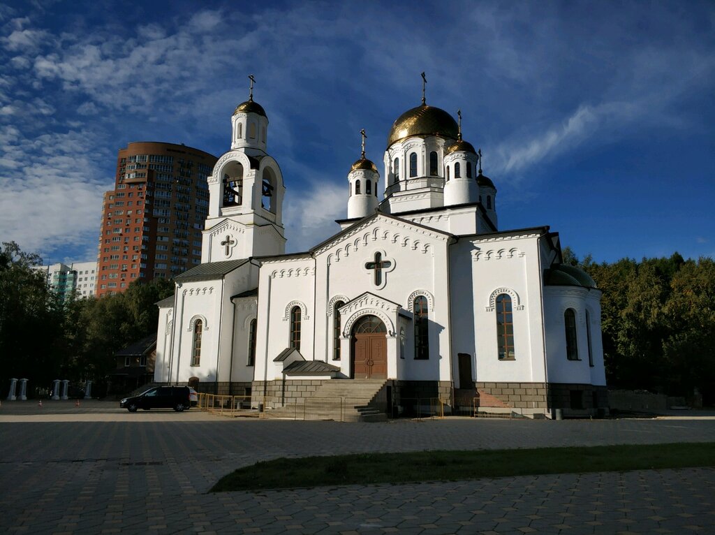 Ortodoks kiliseleri Church of Holy Manifestation of Divinity of Our Lord and Saviour, Himki, foto