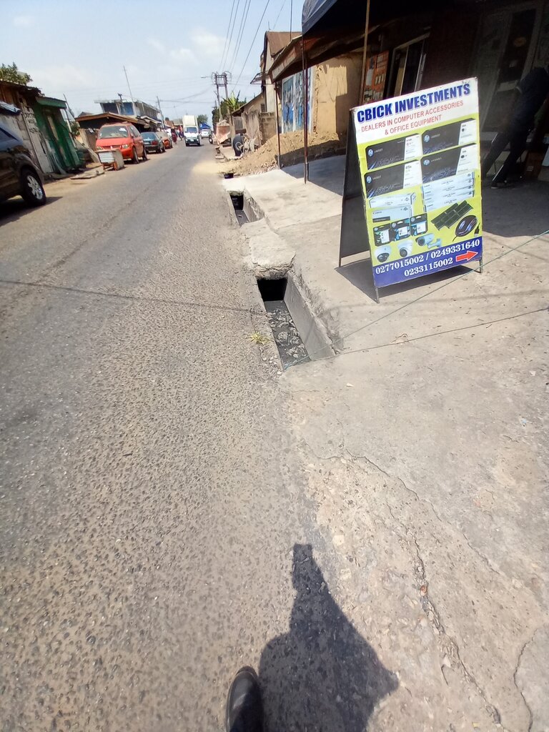 Computer repairs and services Cbick Investments, Accra, photo