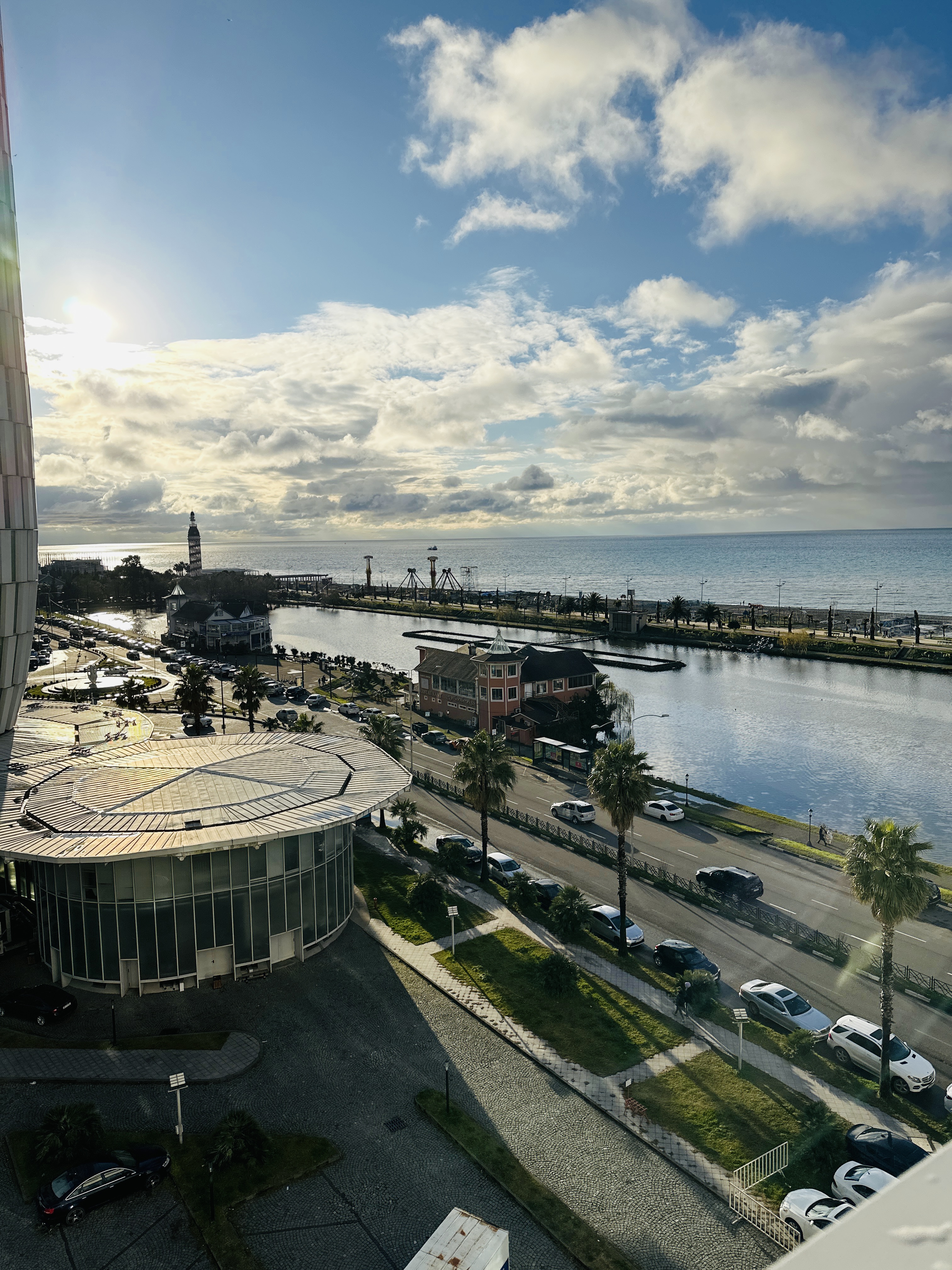 Фото Courtyard by Marriott Batumi
