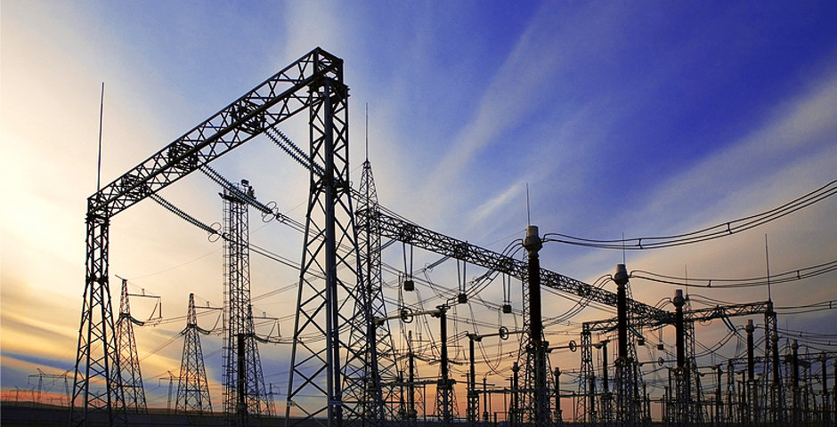 Mantenimiento de redes eléctricas Raspredelitelnyye elektricheskiye seti, , foto