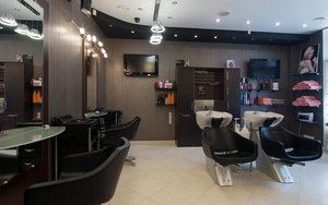 M. A. K. I. (ulitsa Komarova, 2к3), beauty salon