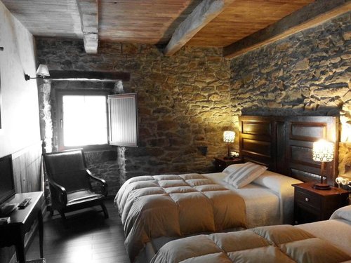 Гостиница Hostal de Montaña La Aldeya