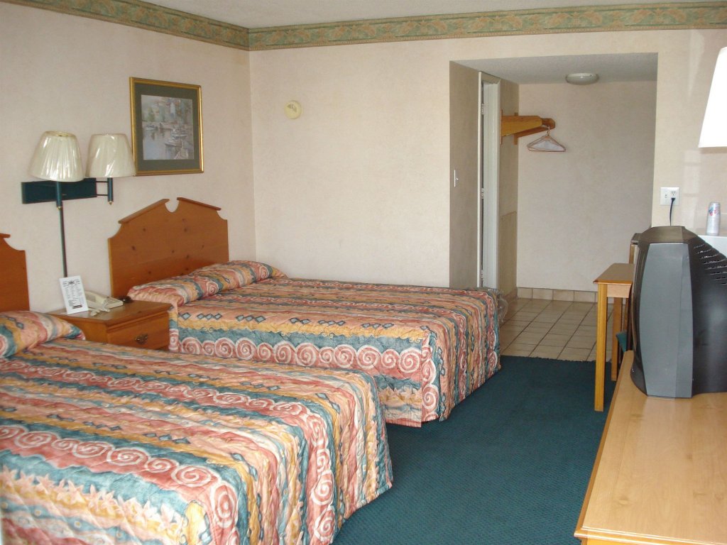 Фото The Virginian Motel