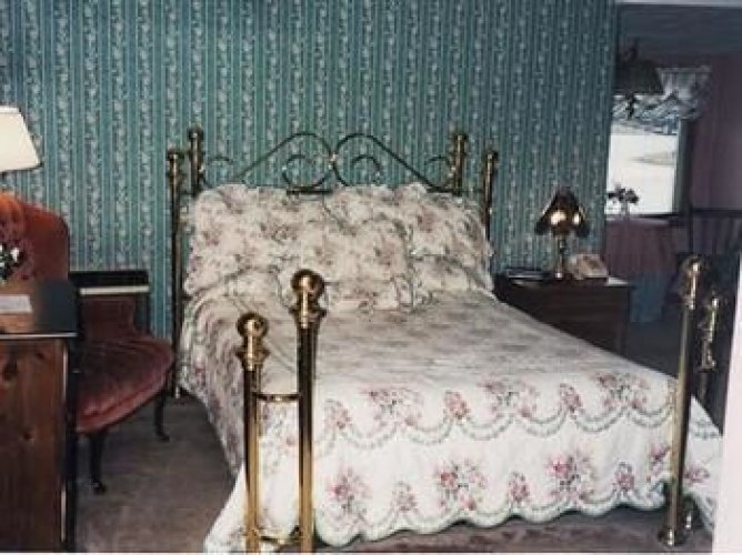 Фото Sturbridge Country Inn