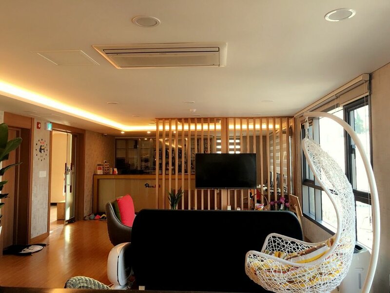 Seoul Crown 88 Guest House - Foreign Guests Only