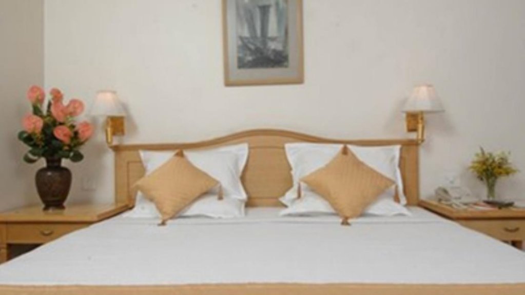 Фото Gemini Continental Lucknow