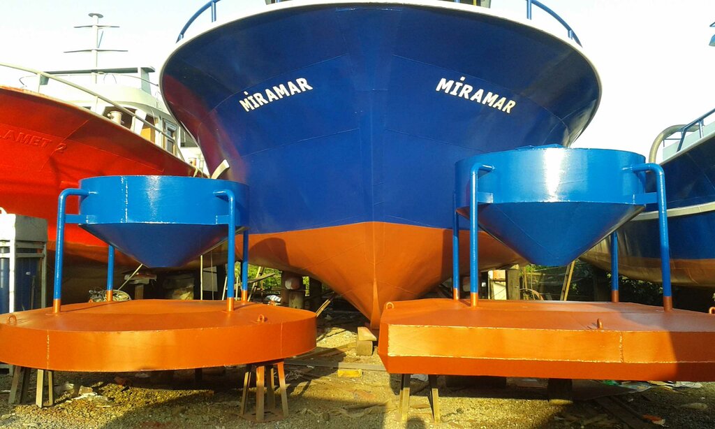 Shipbuilding, ship repair Seyir Yildizi Deniz Araclari Ve Isletmeciligi, Guzelbahce, photo