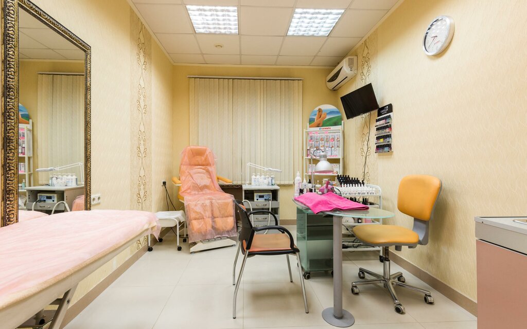 Japan Pink Salon