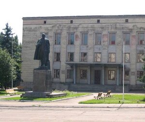 В.И. Ленин (Ровеньки, улица Ленина), памятник, мемориал в Ровеньках