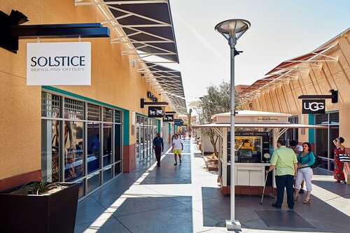 Las Vegas North Premium Outlets