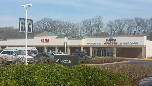 Shopping mall Haddon Commons, State of New Jersey, photo