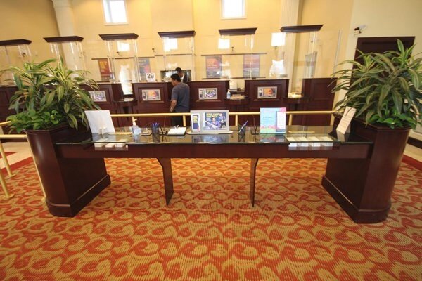 ATM Capital One Bank, Commonwealth of Virginia, photo