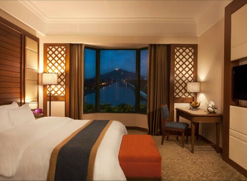 Гостиница Отель Hilton Mandalay в Мандалае