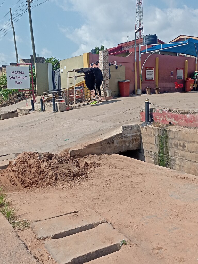 Car wash Hasha wahing bay, Earth, photo