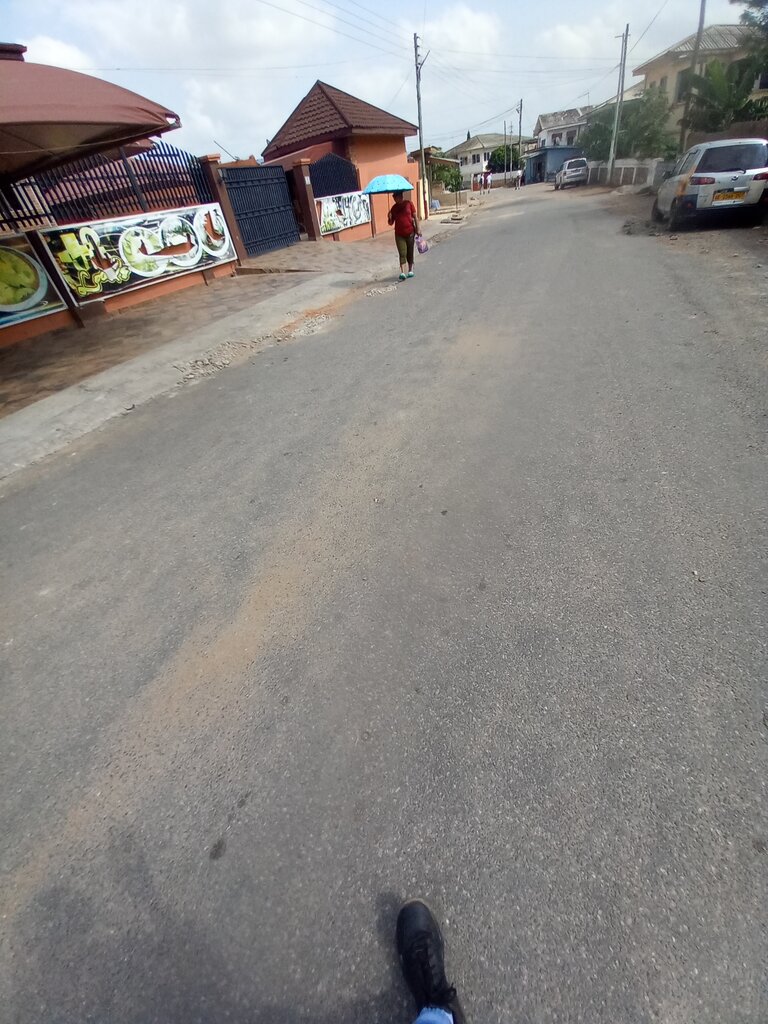 Clothing store Times 2, Accra, photo